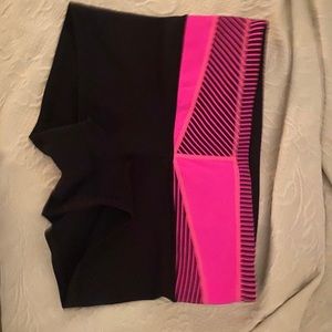 Lululemon athletic spandex